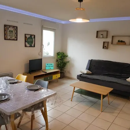 Confort ! Calme, Climatisation, Vue Degagee, ,parking Gratuit, Ascenseur, Wifi 卡尔卡松