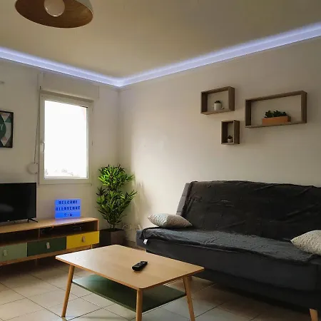 公寓 Confort ! Calme, Climatisation, Vue Degagee, ,parking Gratuit, Ascenseur, Wifi *