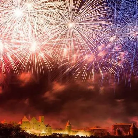 公寓 Confort ! Calme, Climatisation, Vue Degagee, ,parking Gratuit, Ascenseur, Wifi