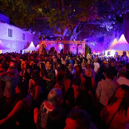 Confort ! Calme, Climatisation, Vue Degagee, ,parking Gratuit, Ascenseur, Wifi