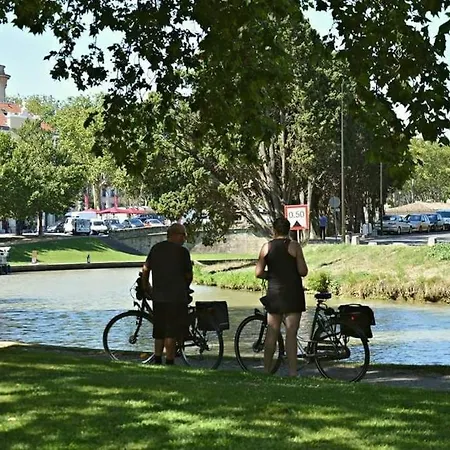 Confort ! Calme, Climatisation, Vue Degagee, ,parking Gratuit, Ascenseur, Wifi 公寓