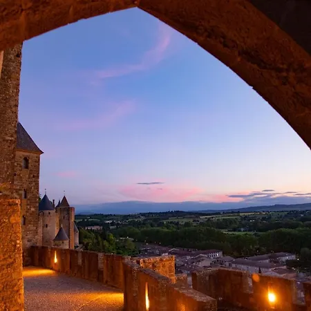 Confort ! Calme, Climatisation, Vue Degagee, ,parking Gratuit, Ascenseur, Wifi 公寓