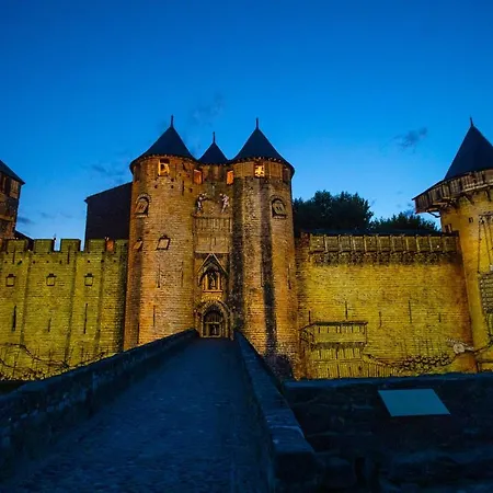 公寓 Confort ! Calme, Climatisation, Vue Degagee, ,parking Gratuit, Ascenseur, Wifi *