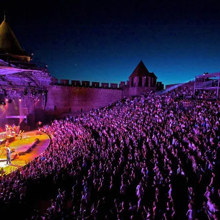 Confort ! Calme, Climatisation, Vue Degagee, ,parking Gratuit, Ascenseur, Wifi *