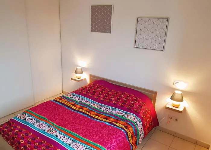 Confort ! Calme, Climatisation, Vue Degagee, ,parking Gratuit, Ascenseur, Wifi Apartment