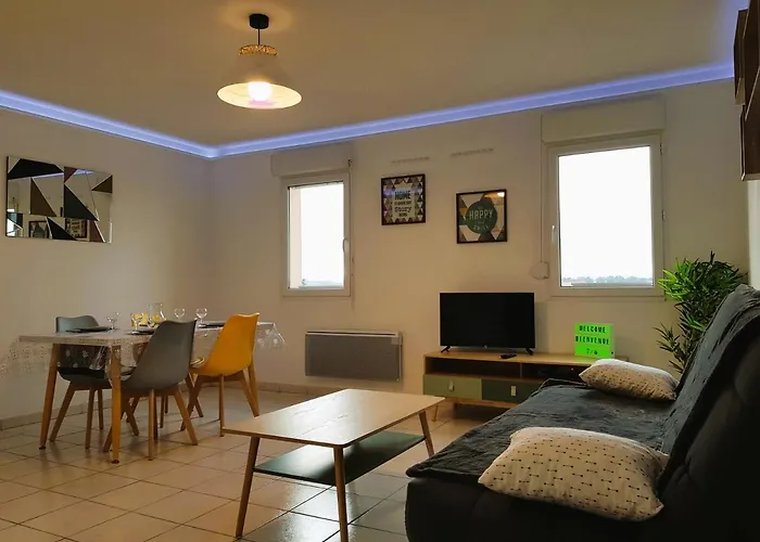Apartment Confort ! Calme, Climatisation, Vue Degagee, ,parking Gratuit, Ascenseur, Wifi
