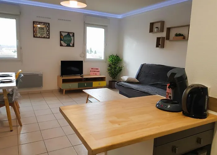 Confort ! Calme, Climatisation, Vue Degagee, ,parking Gratuit, Ascenseur, Wifi Apartment *