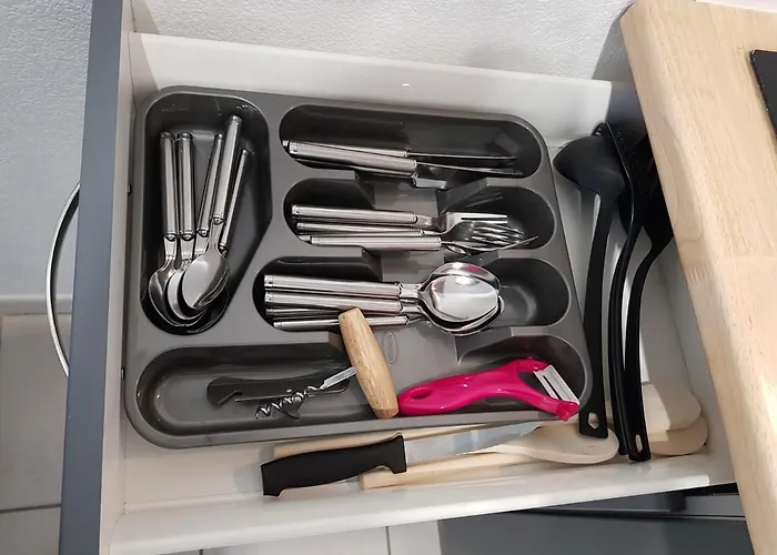 Confort ! Calme, Climatisation, Vue Degagee, ,parking Gratuit, Ascenseur, Wifi Apartment